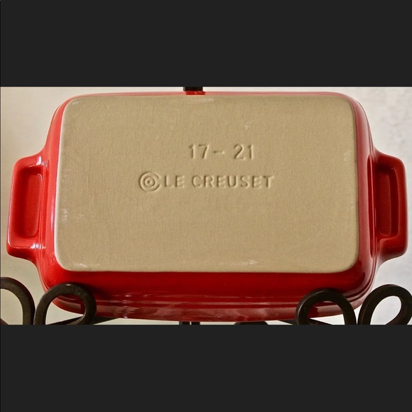 LE CREUSET POTERIE RED BAKING DISH STONEWARE - Picture 5 of 6